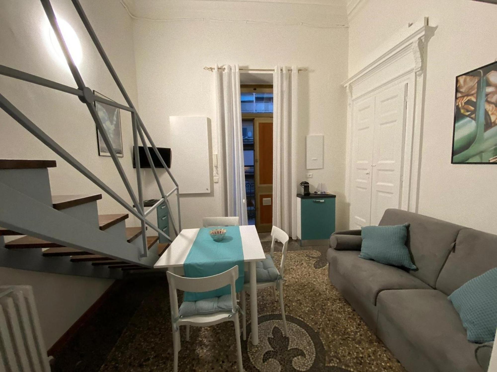 Centralissimo Appartamento Su Due Livelli 1 Turim Exterior foto